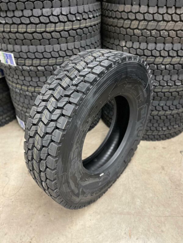 Radial truck tires 385.50R19.5 For Wholesale - Image 3