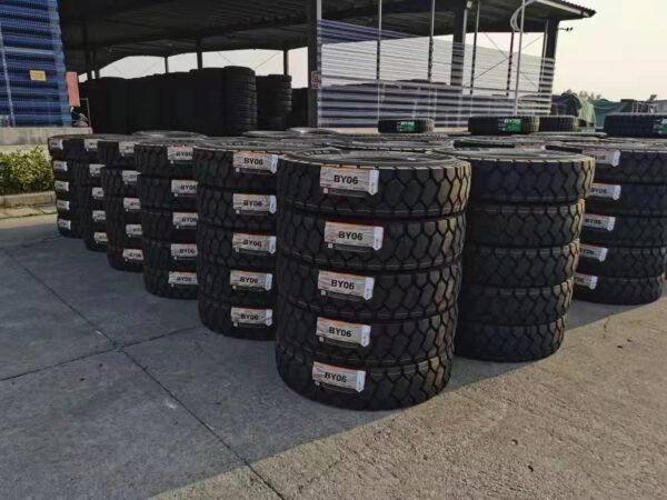 Cheap Price Truck Tires