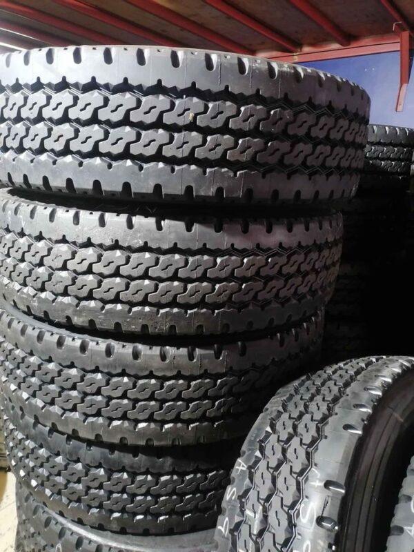 295/80r22.5 Truck Tire