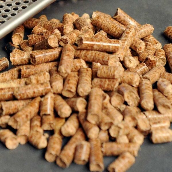 White Wood Pellet 6mm 8mm 15kg packing Wood Pellets For Sale - Image 5