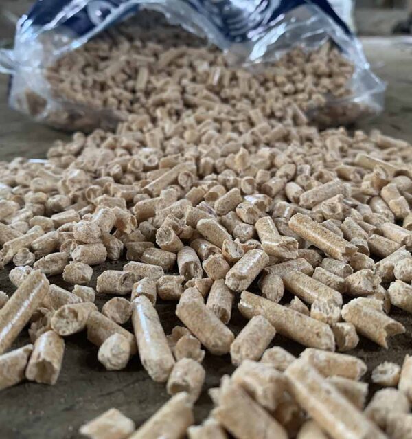 High Quality Wood Pellets 6mm,8mm and 15kg packing For Pool - Image 7